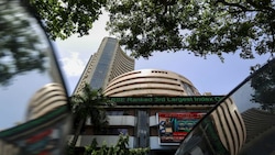 Stock Market Live: Markets off highs! Nifty below 25,050, Sensex below 81,750; RIL gains over 1%